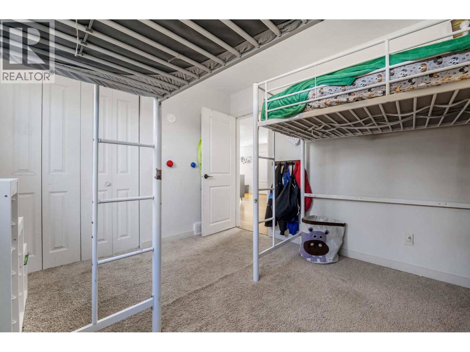  1224 Lawson Avenue, Kelowna