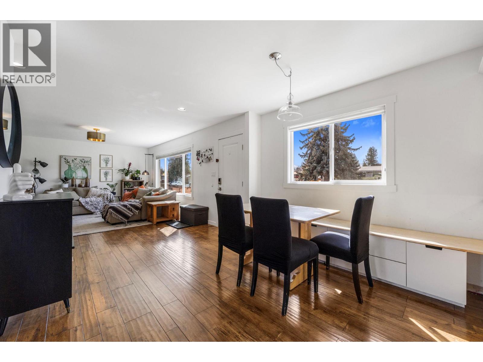  1224 Lawson Avenue, Kelowna