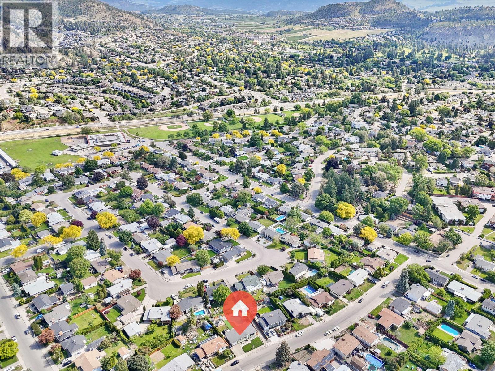  1224 Lawson Avenue, Kelowna