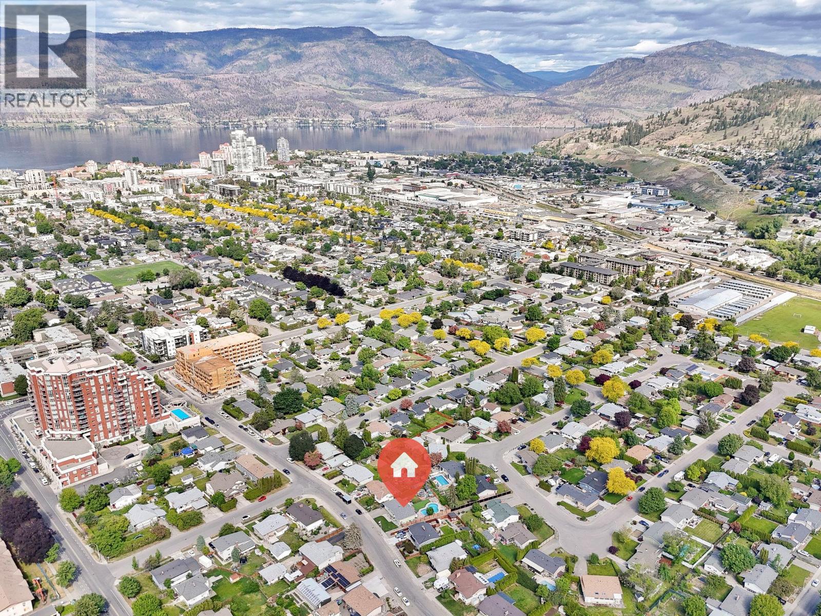  1224 Lawson Avenue, Kelowna