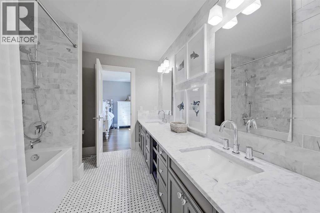 Single Family House for Sale in  Granville Crescent SW Glendale Calgary 