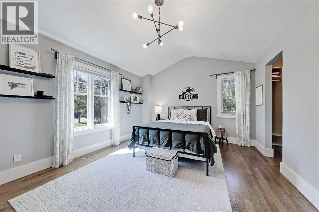 Single Family House for Sale in  Granville Crescent SW Glendale Calgary 