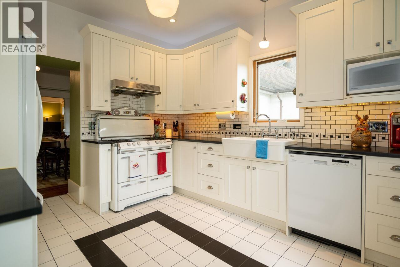 2659 OXFORD STREET, Vancouver