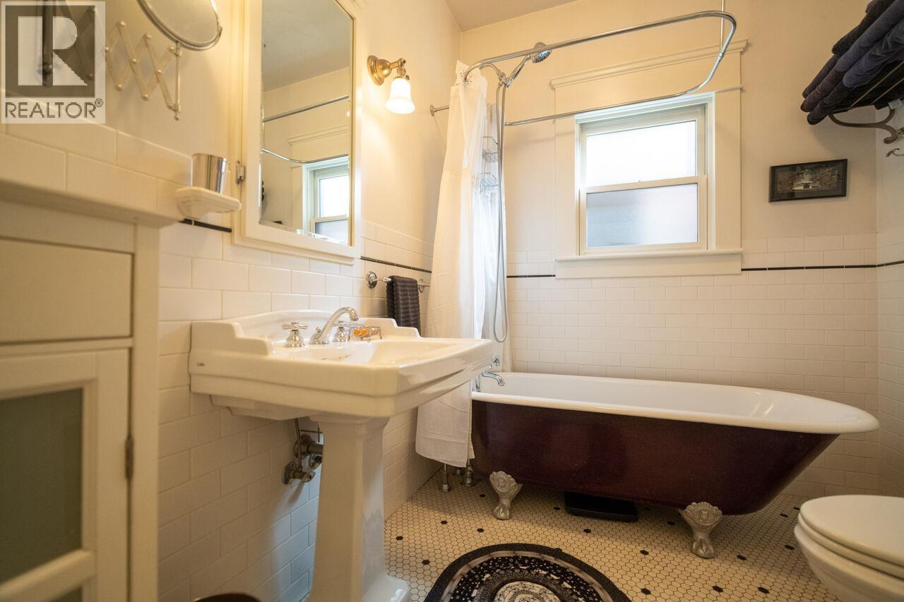 2659 OXFORD STREET, Vancouver