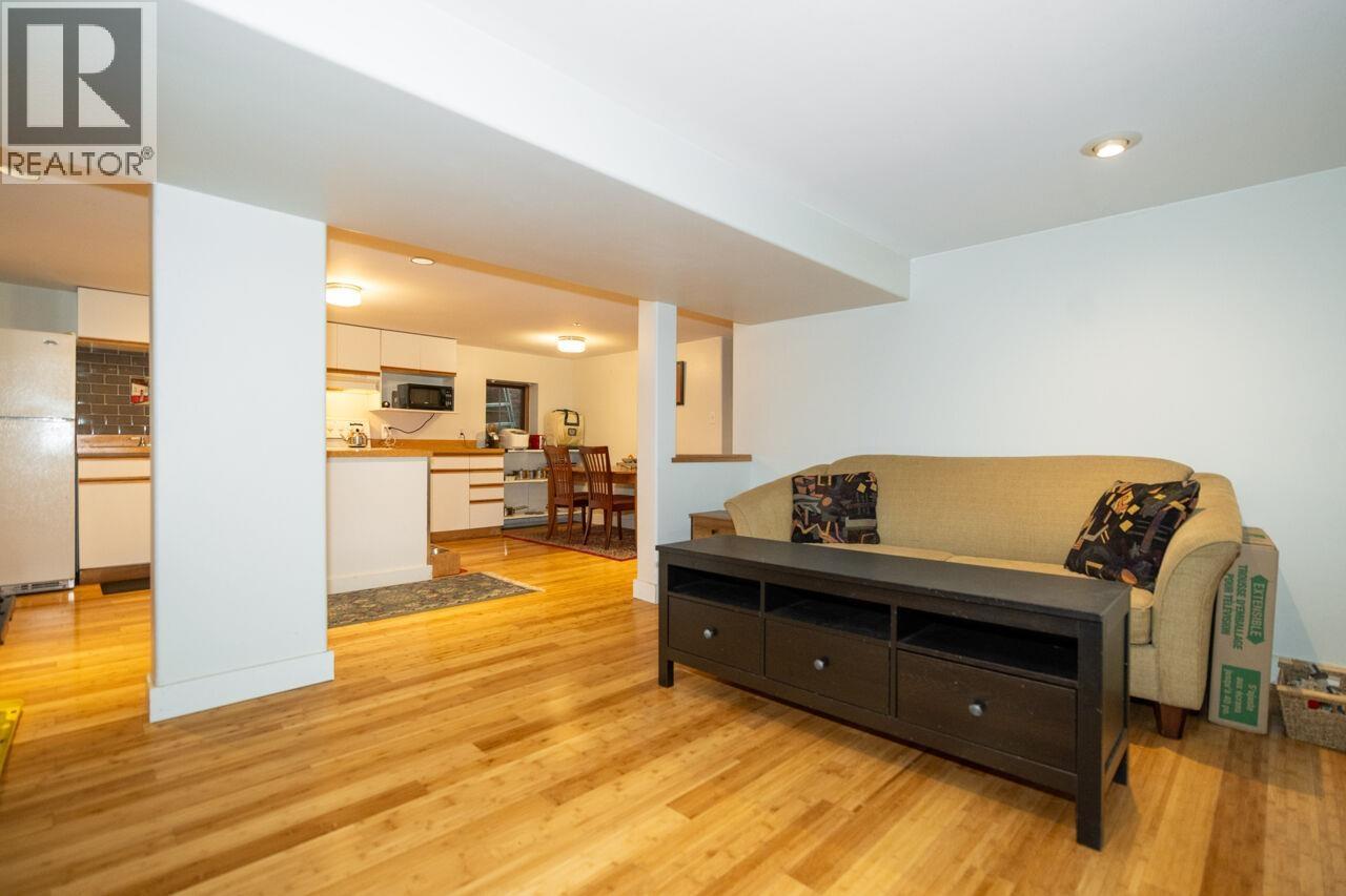 2659 OXFORD STREET, Vancouver