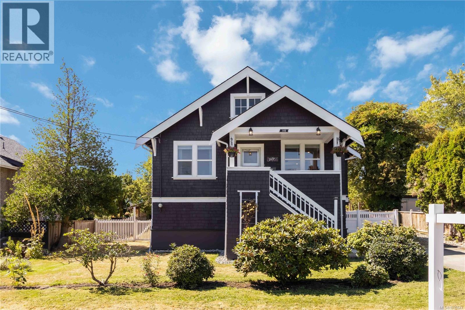  149 Maddock Avenue West, Saanich
