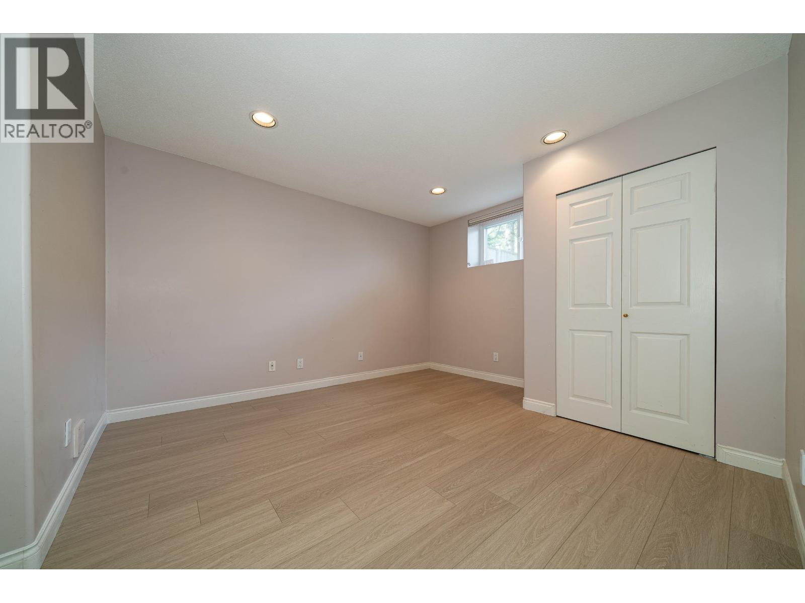 4255 W 15TH AVENUE, Vancouver
