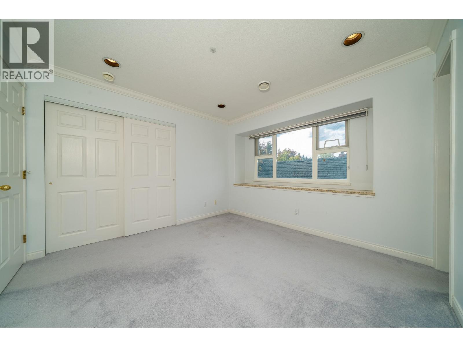 4255 W 15TH AVENUE, Vancouver
