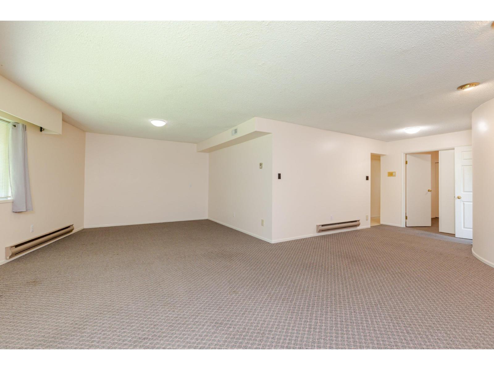 12343 NEW MCLELLAN ROAD, Surrey