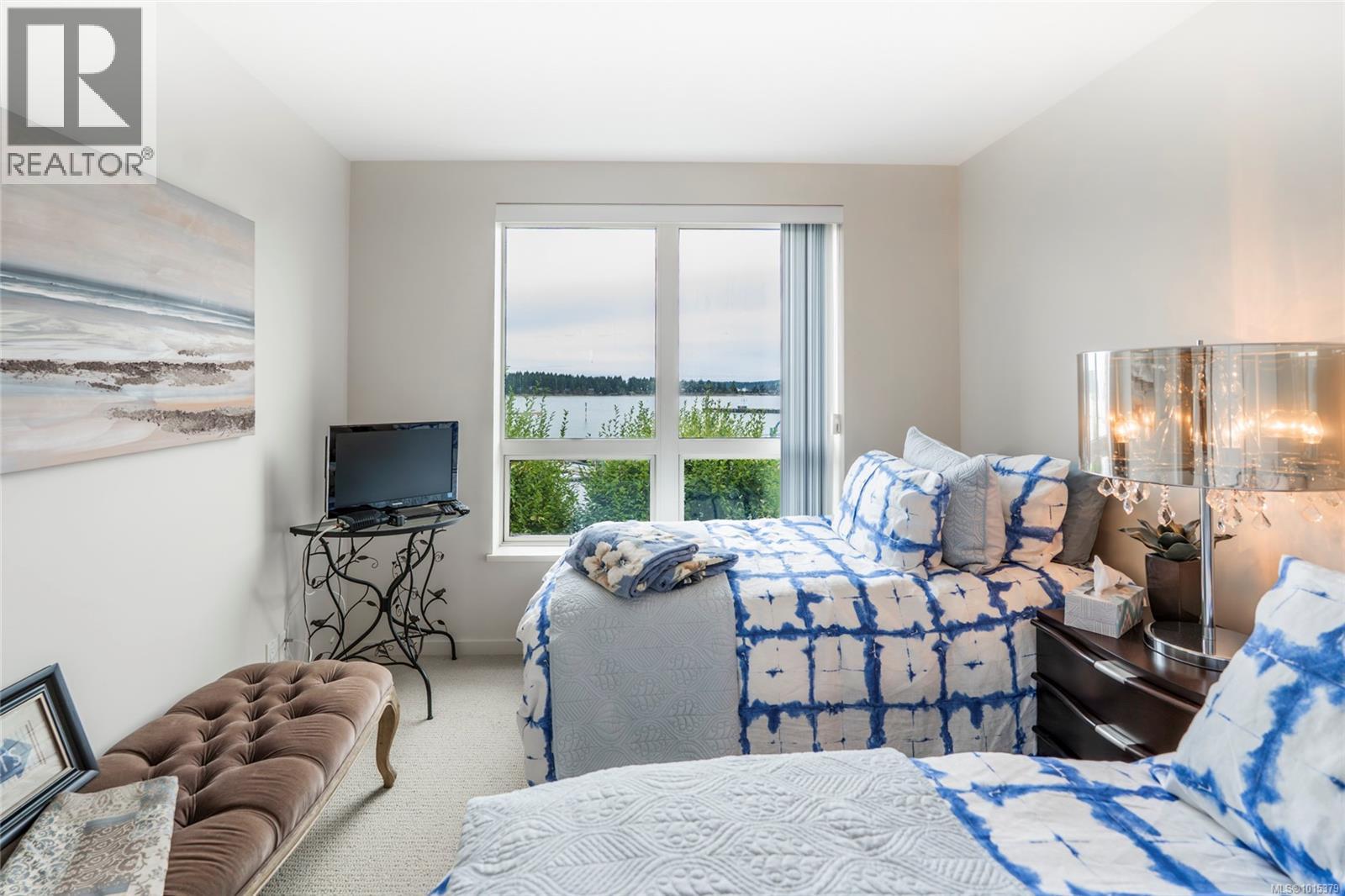 12 38 Front St, Nanaimo