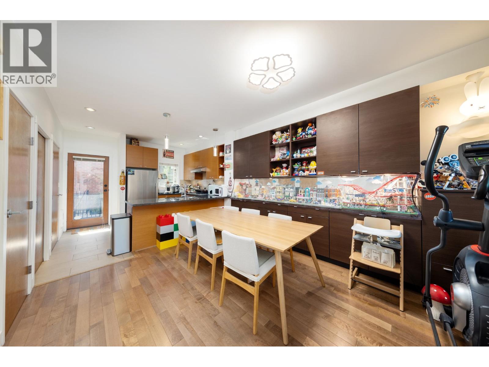 1016 W 45TH AVENUE, Vancouver