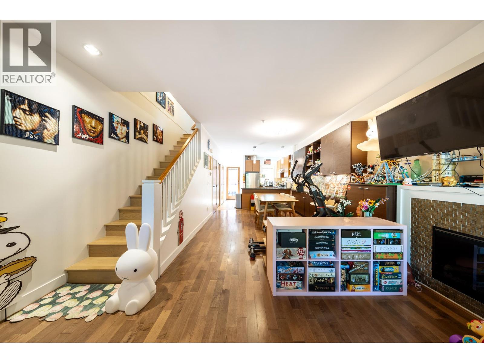 1016 W 45TH AVENUE, Vancouver