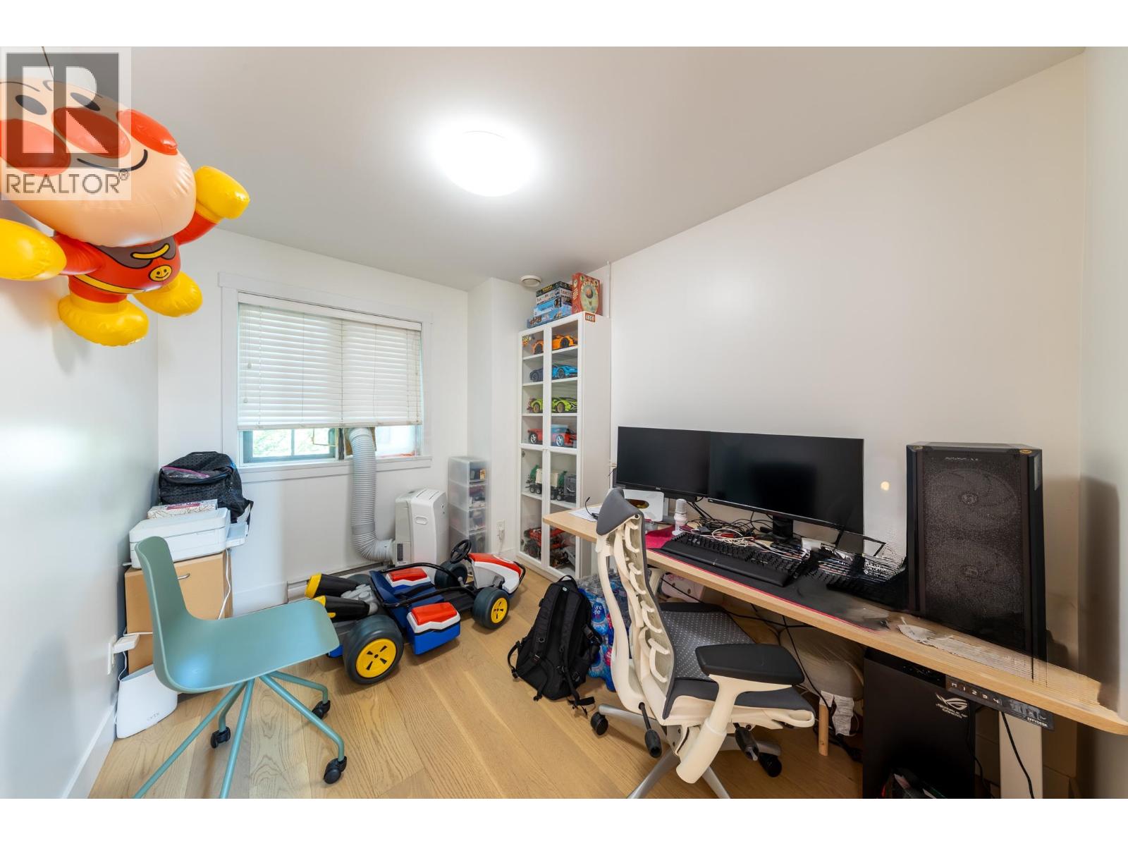 1016 W 45TH AVENUE, Vancouver