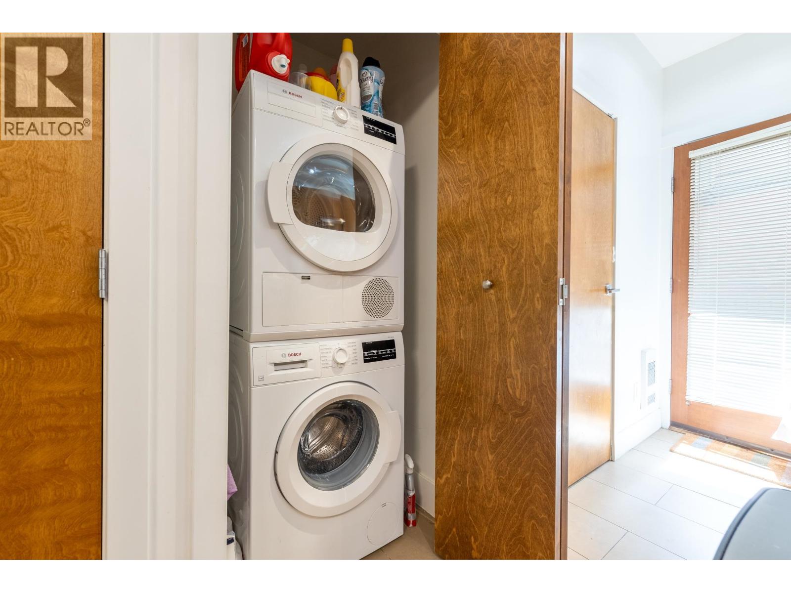 1016 W 45TH AVENUE, Vancouver