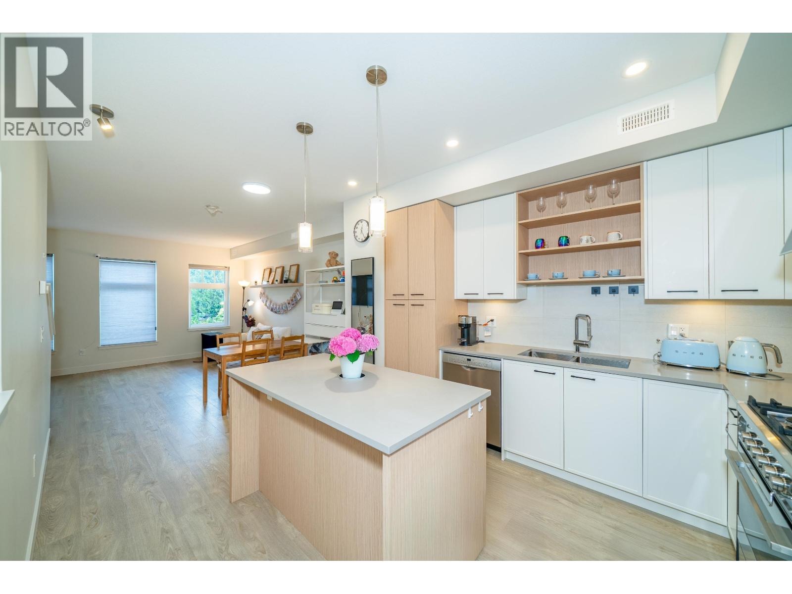 #2-9399 NO.2 Road, Richmond