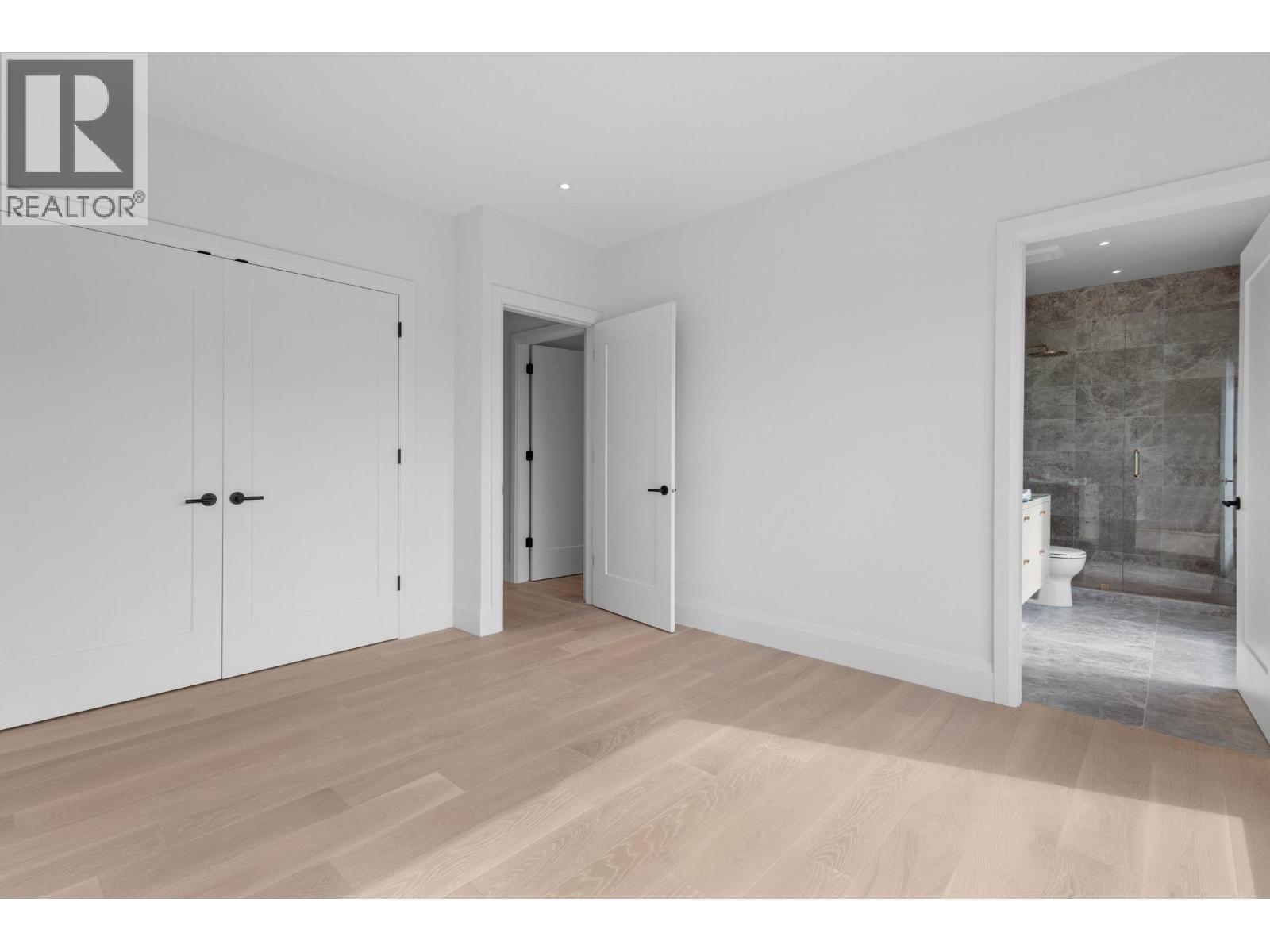 1 1243 E 27TH AVENUE, Vancouver