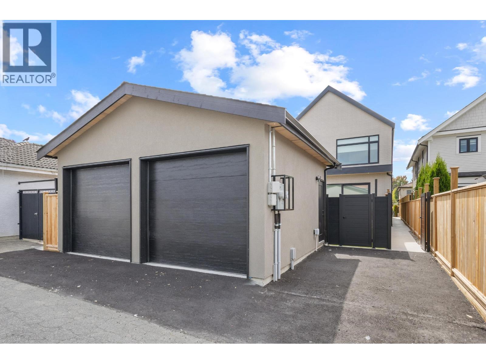 1 1243 E 27TH AVENUE, Vancouver