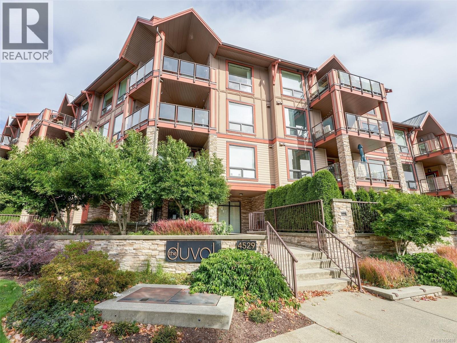 207 4529 West Saanich Road, Saanich