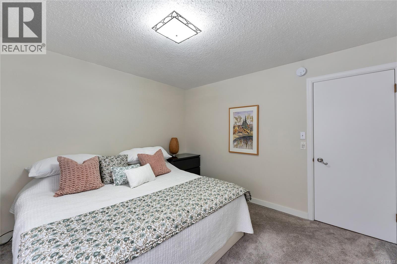 302 305 Michigan Street, Victoria