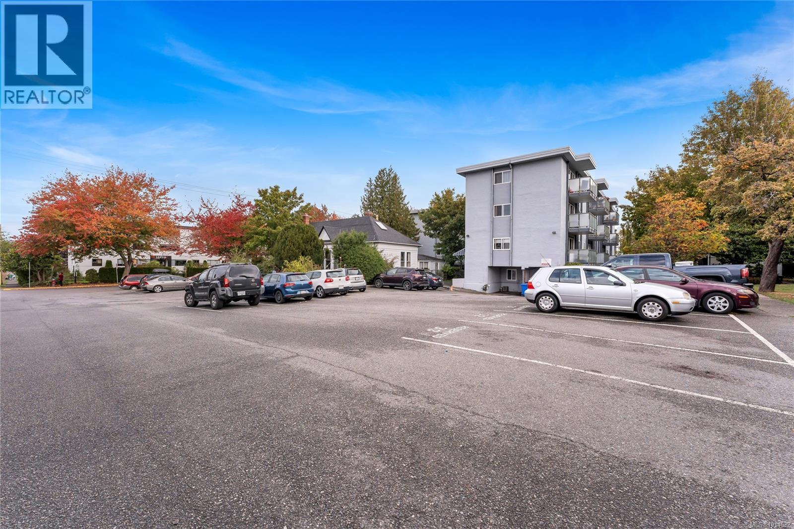 302 305 Michigan Street, Victoria