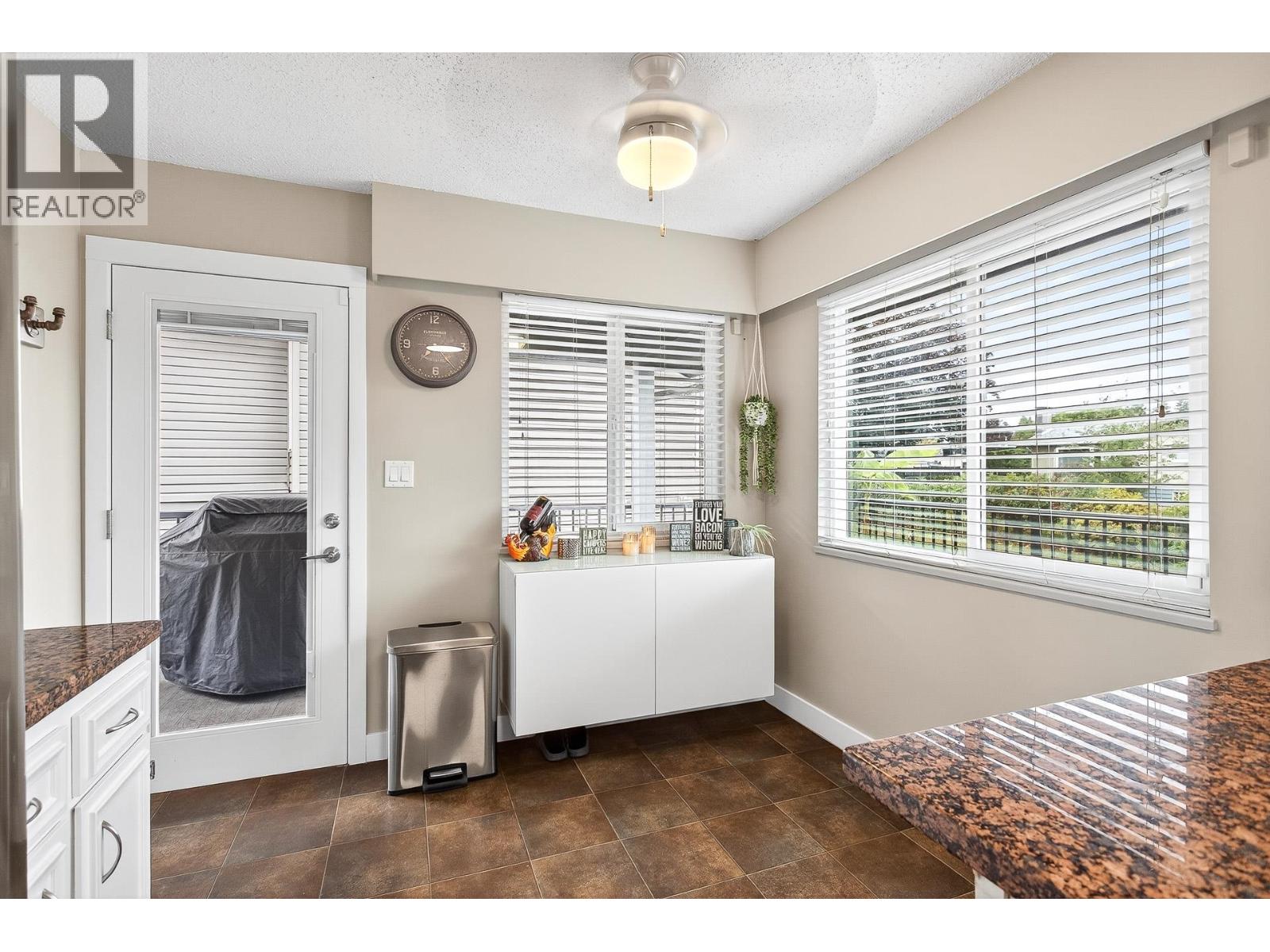 21910 WICKLOW WAY, Maple Ridge