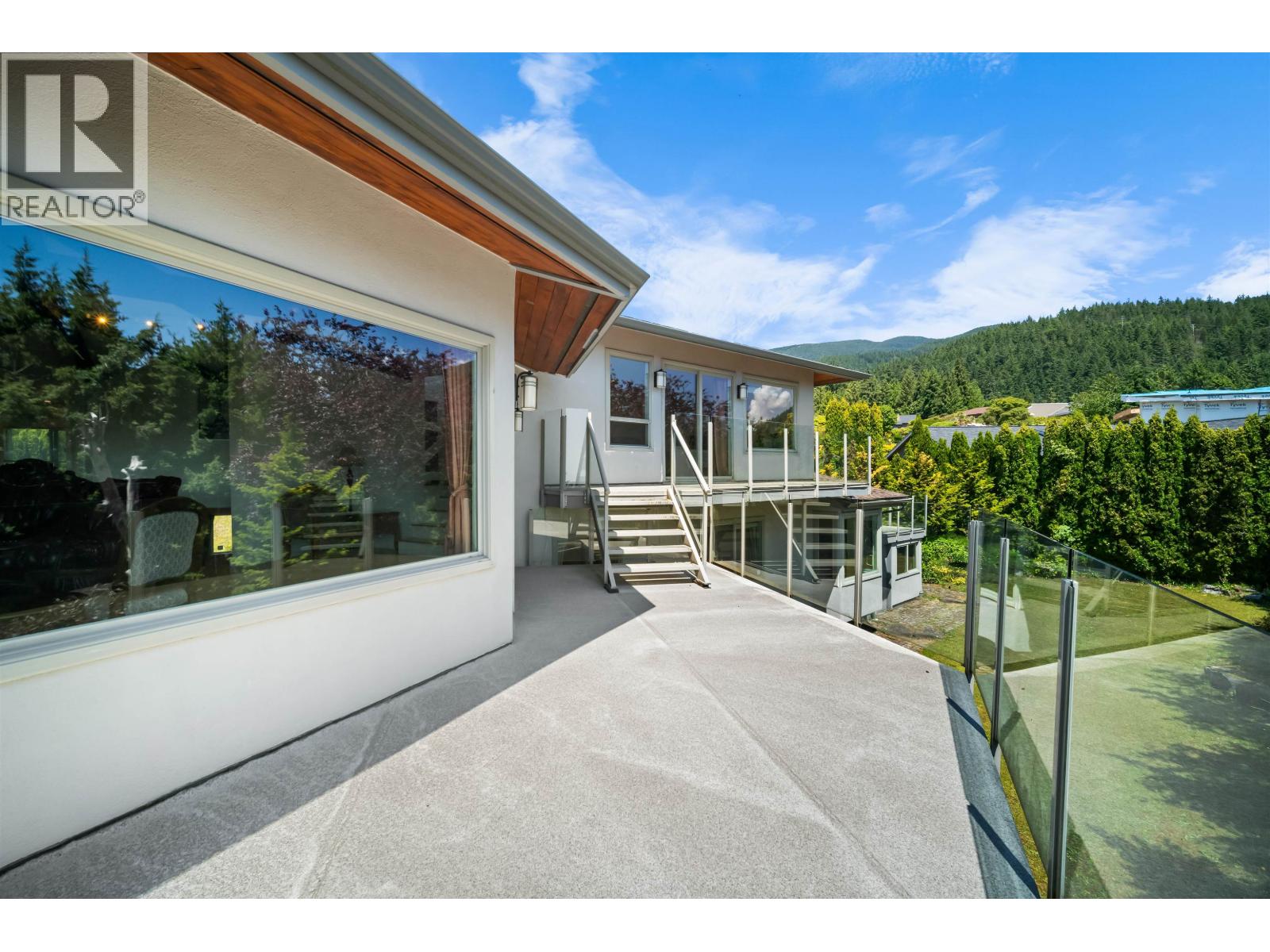4246 ROCKRIDGE ROAD, West Vancouver