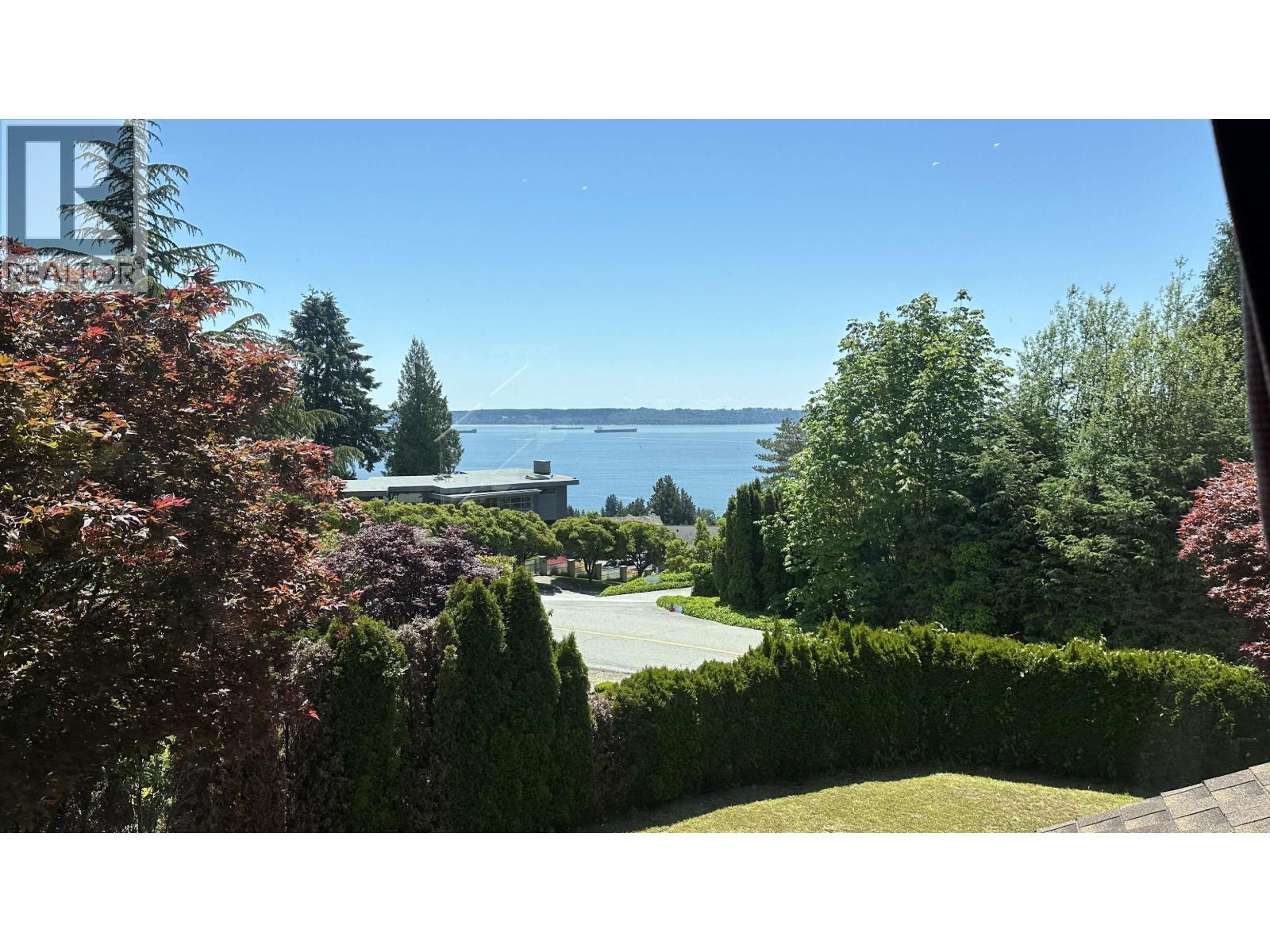 4246 ROCKRIDGE ROAD, West Vancouver