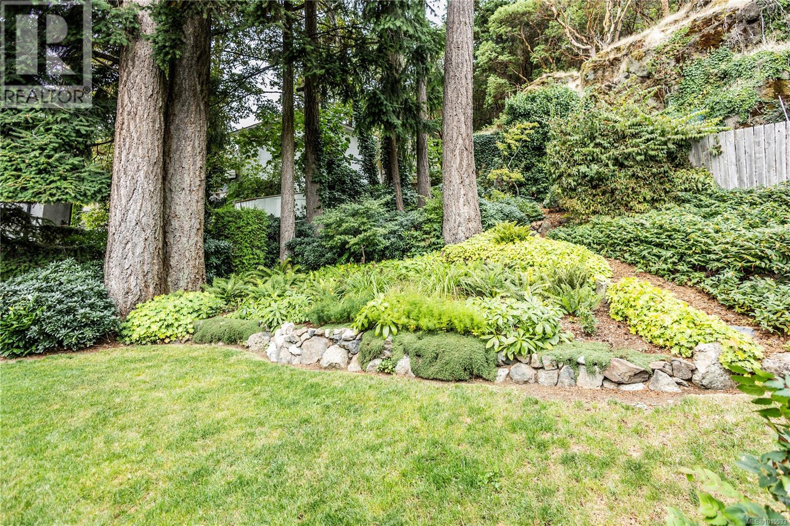  1331 Glenridge Drive, Langford