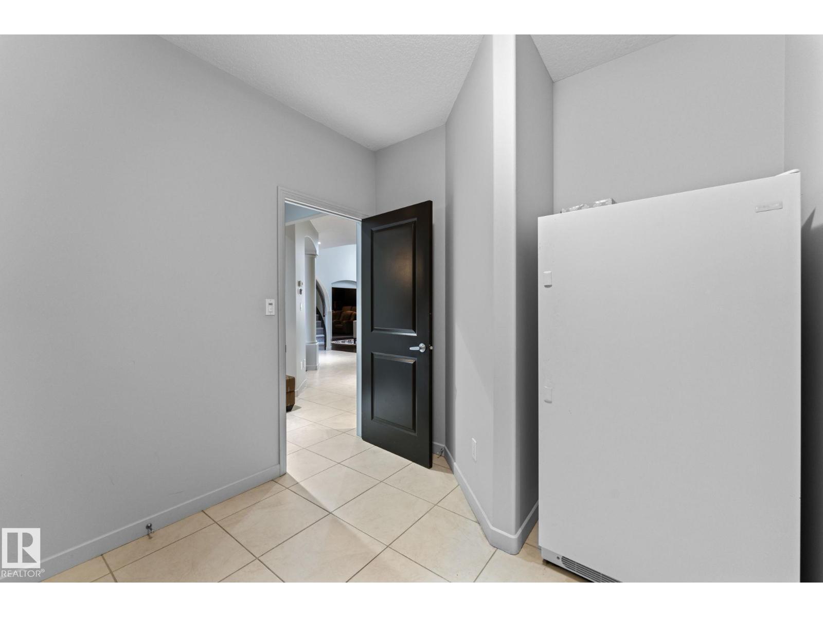 473 HEFFERNAN DR NW, Edmonton