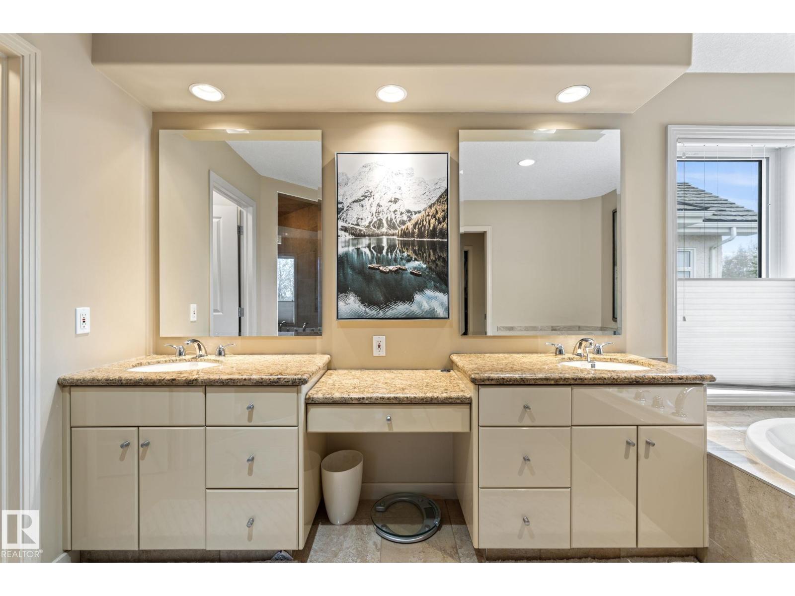 473 HEFFERNAN DR NW, Edmonton