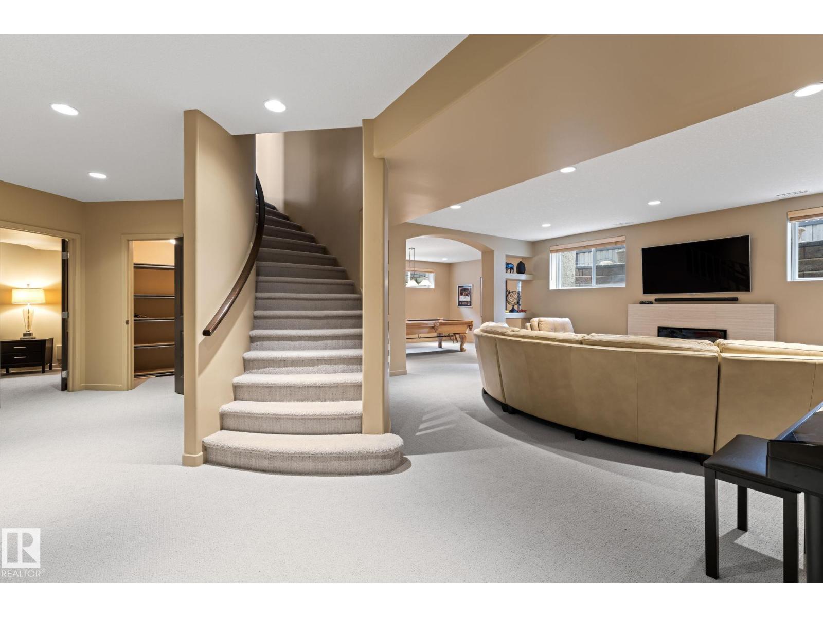 473 HEFFERNAN DR NW, Edmonton