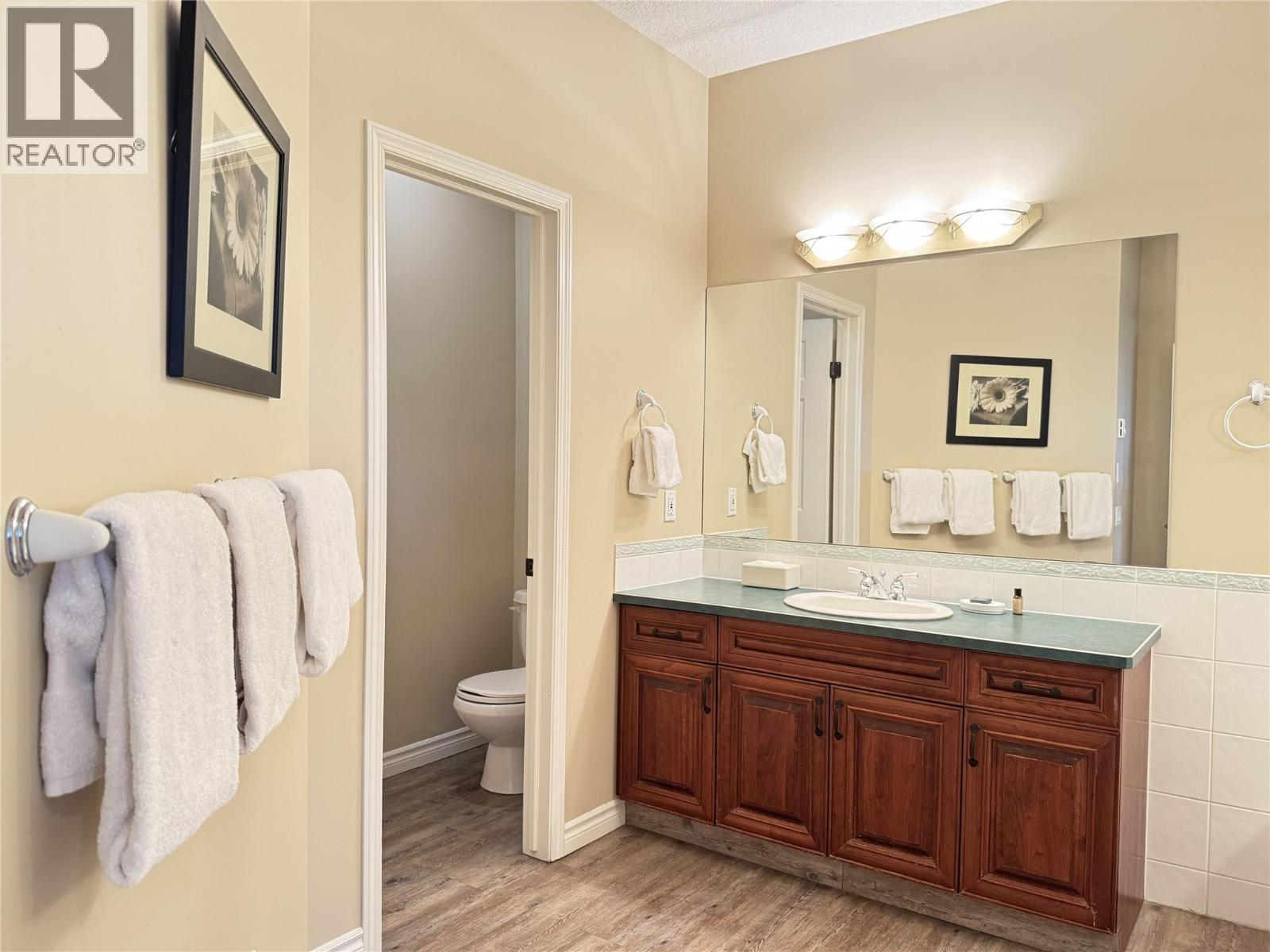 100 BIGHORN Boulevard Unit# 113, Radium Hot Springs