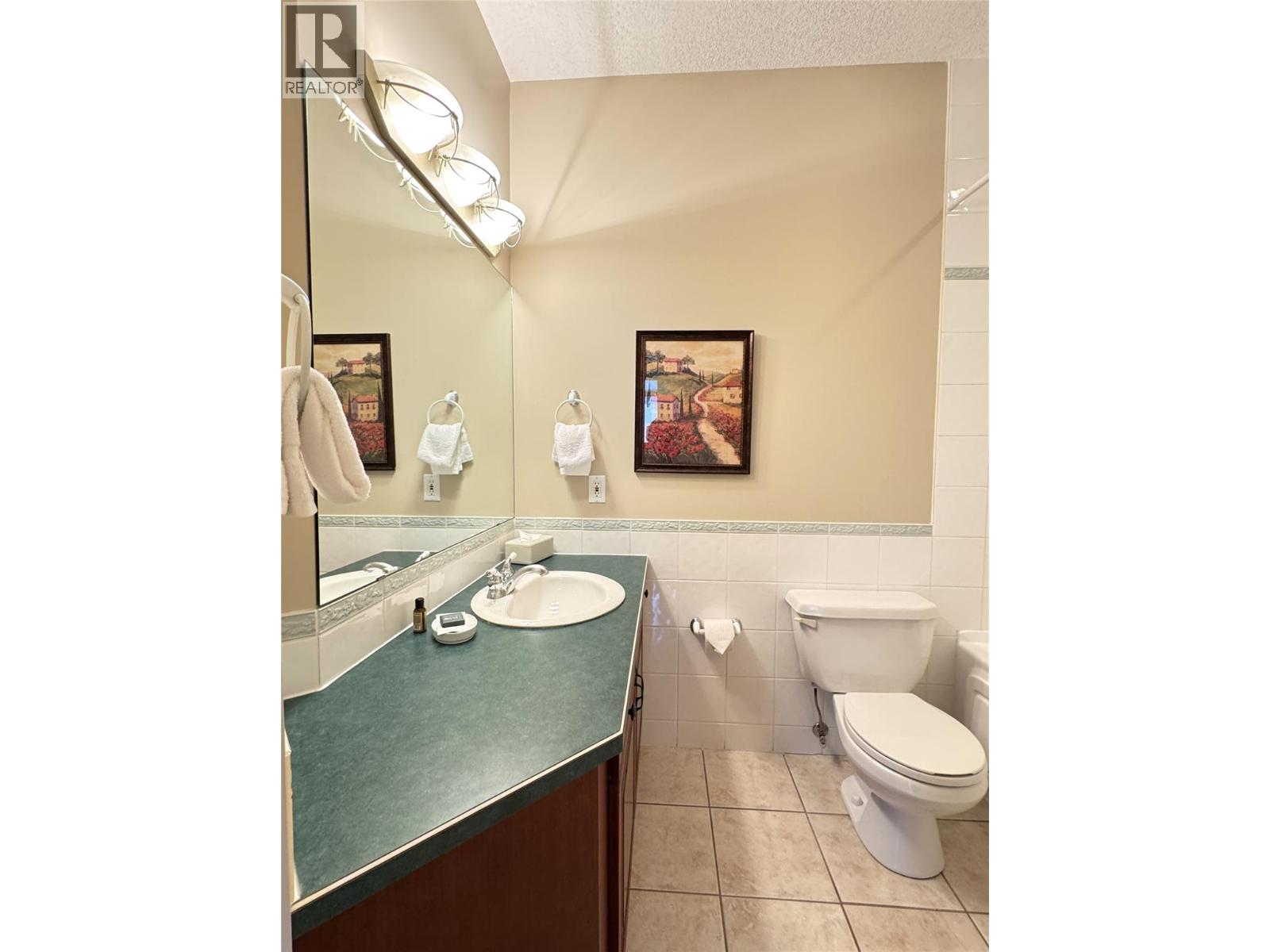 100 BIGHORN Boulevard Unit# 113, Radium Hot Springs