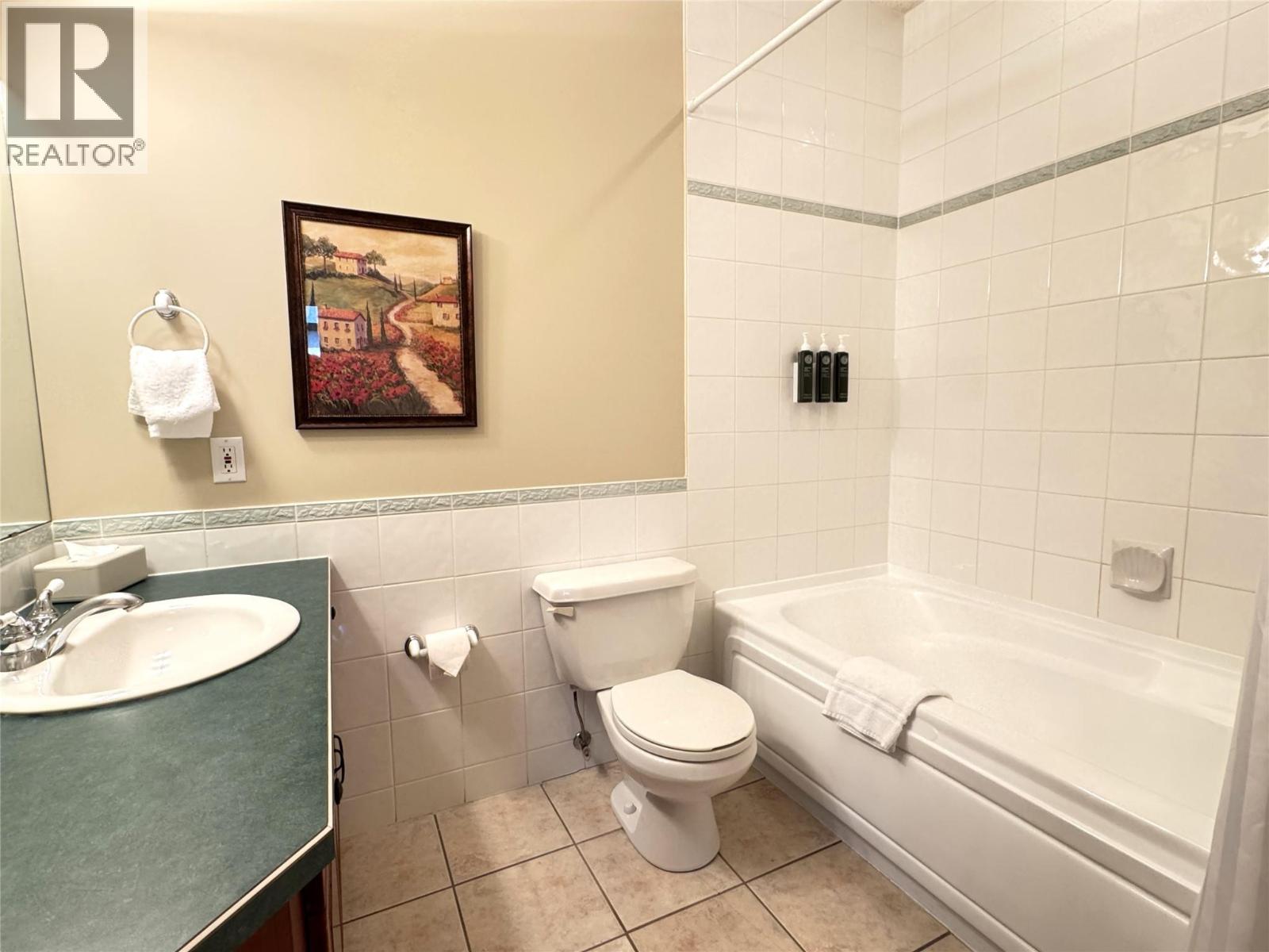 100 BIGHORN Boulevard Unit# 113, Radium Hot Springs