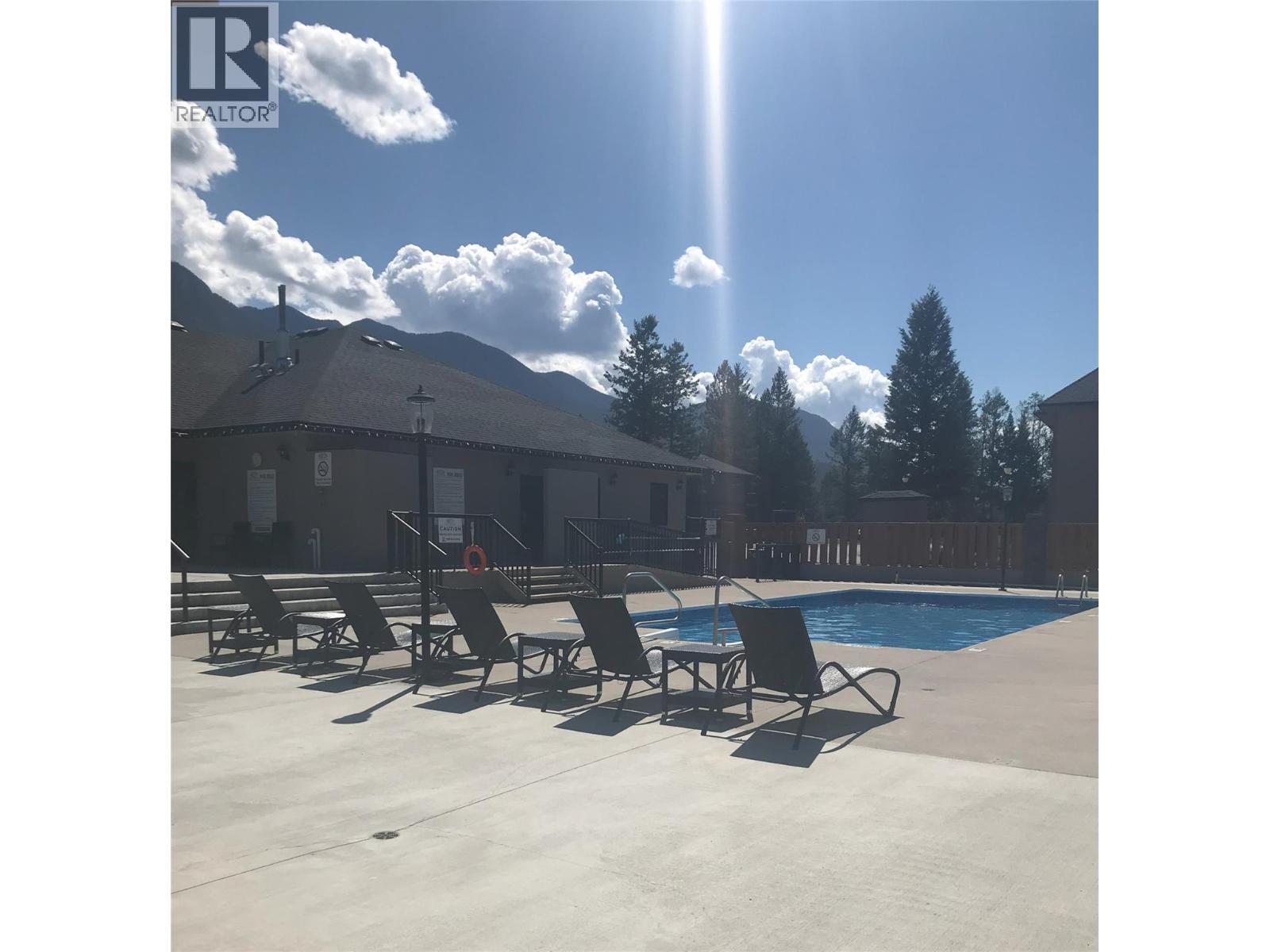 100 BIGHORN Boulevard Unit# 113, Radium Hot Springs