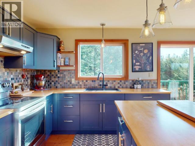 6268 SHELTER POINT ROAD, Texada Island