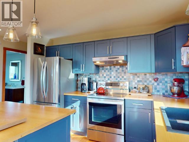 6268 SHELTER POINT ROAD, Texada Island