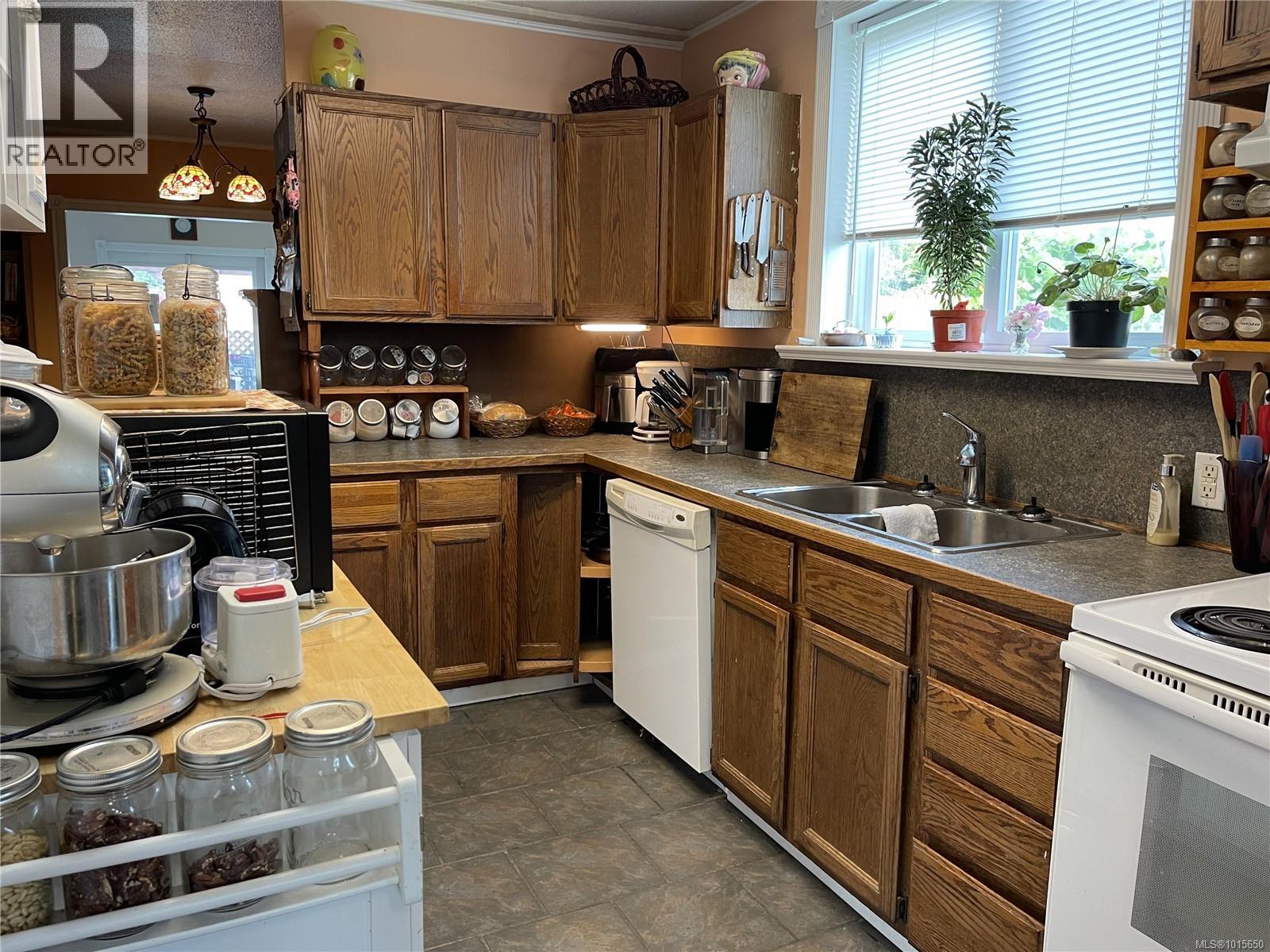 4067 Johnston Rd, Port Alberni