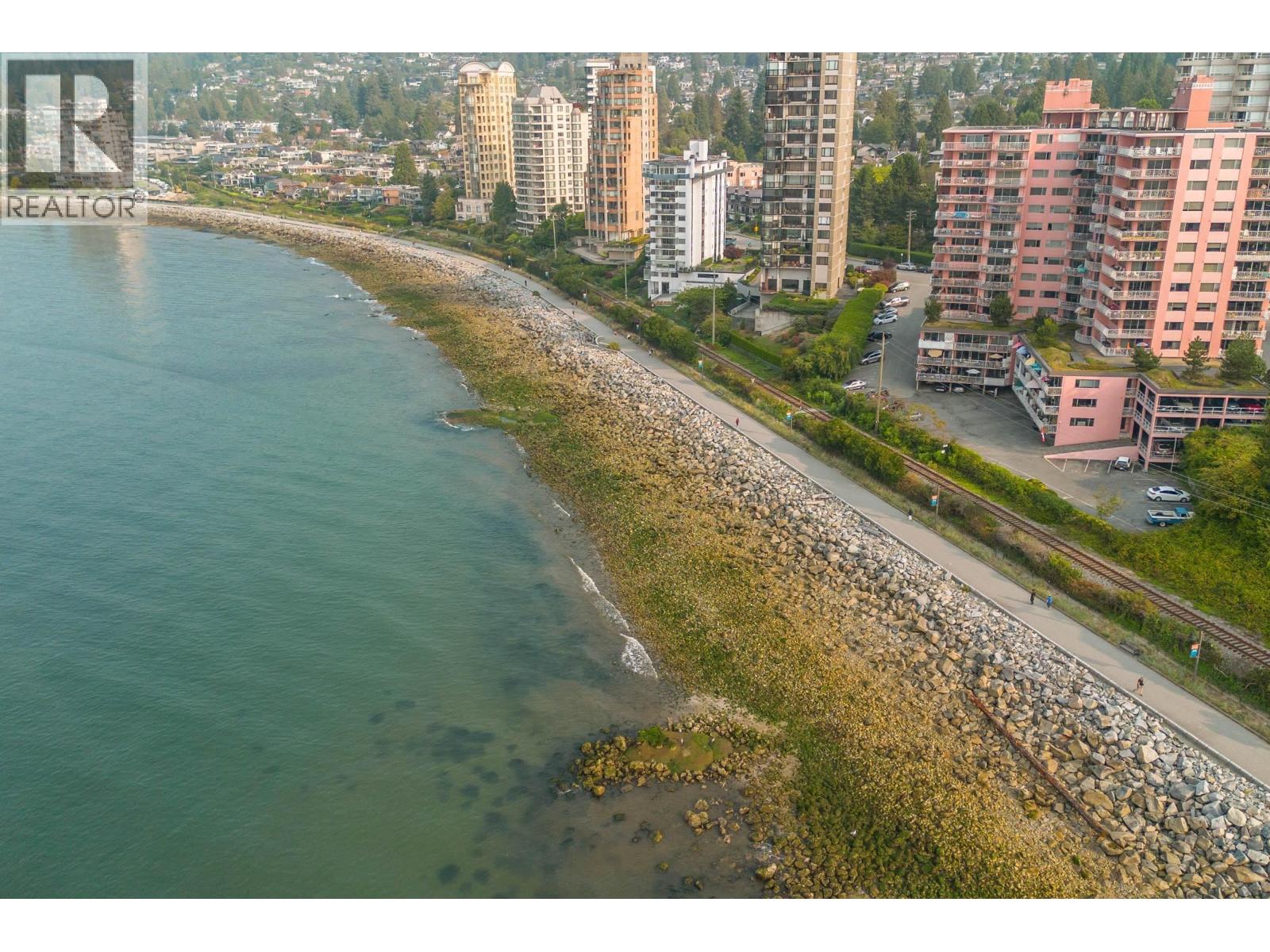 5 2150 MARINE DRIVE, West Vancouver