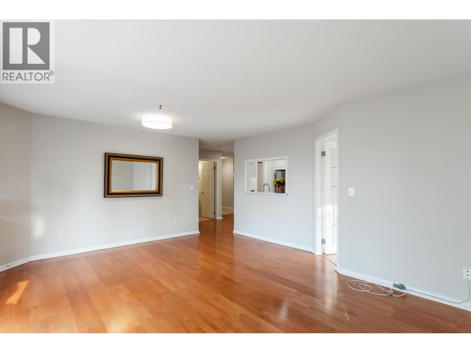 5 2150 MARINE DRIVE, West Vancouver