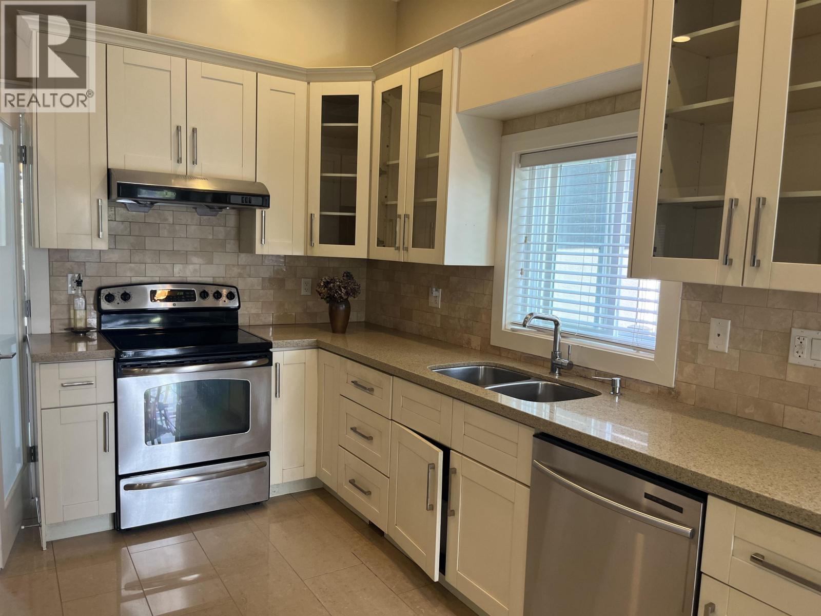 3734 LINWOOD STREET, Burnaby