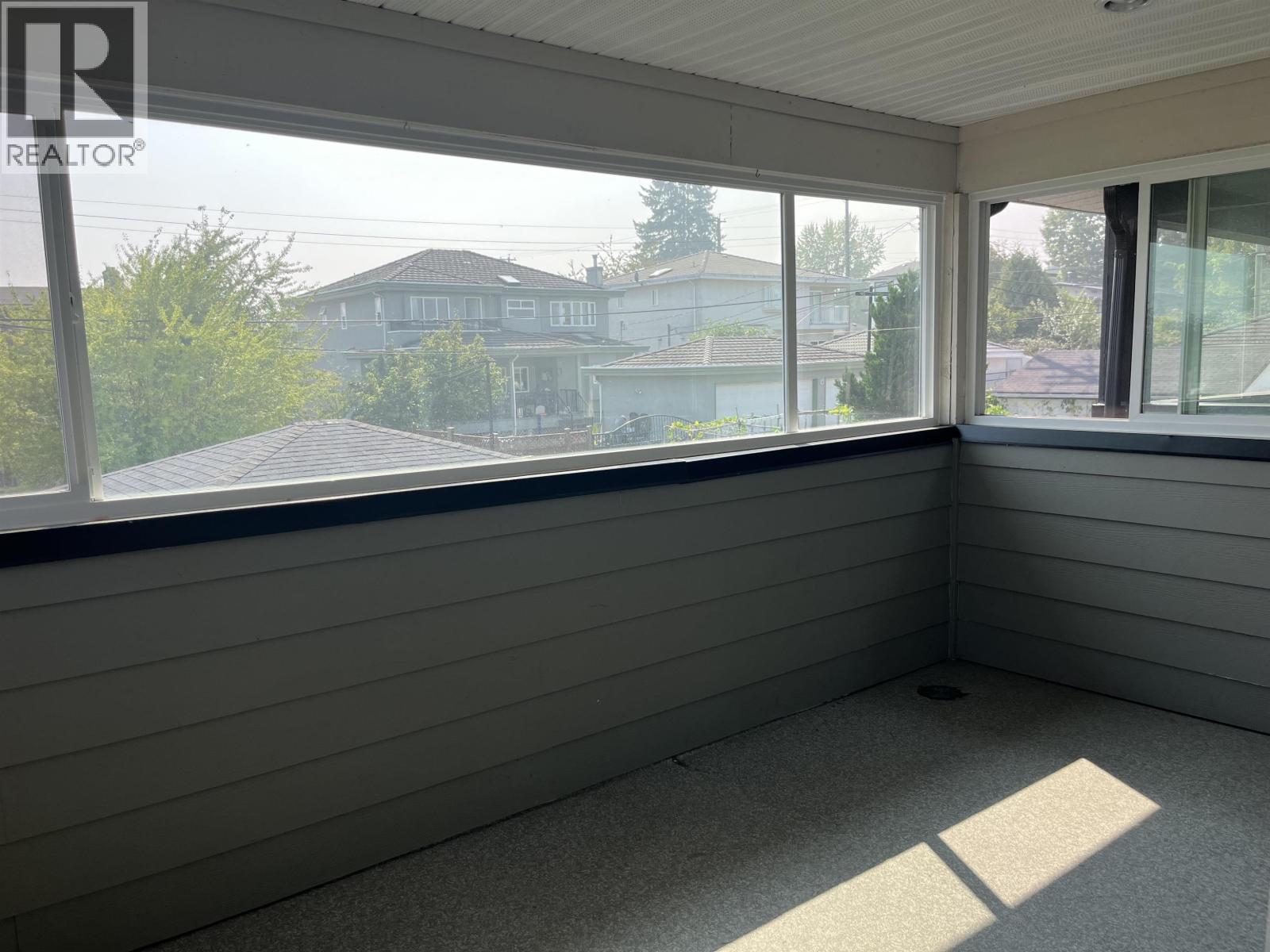 3734 LINWOOD STREET, Burnaby