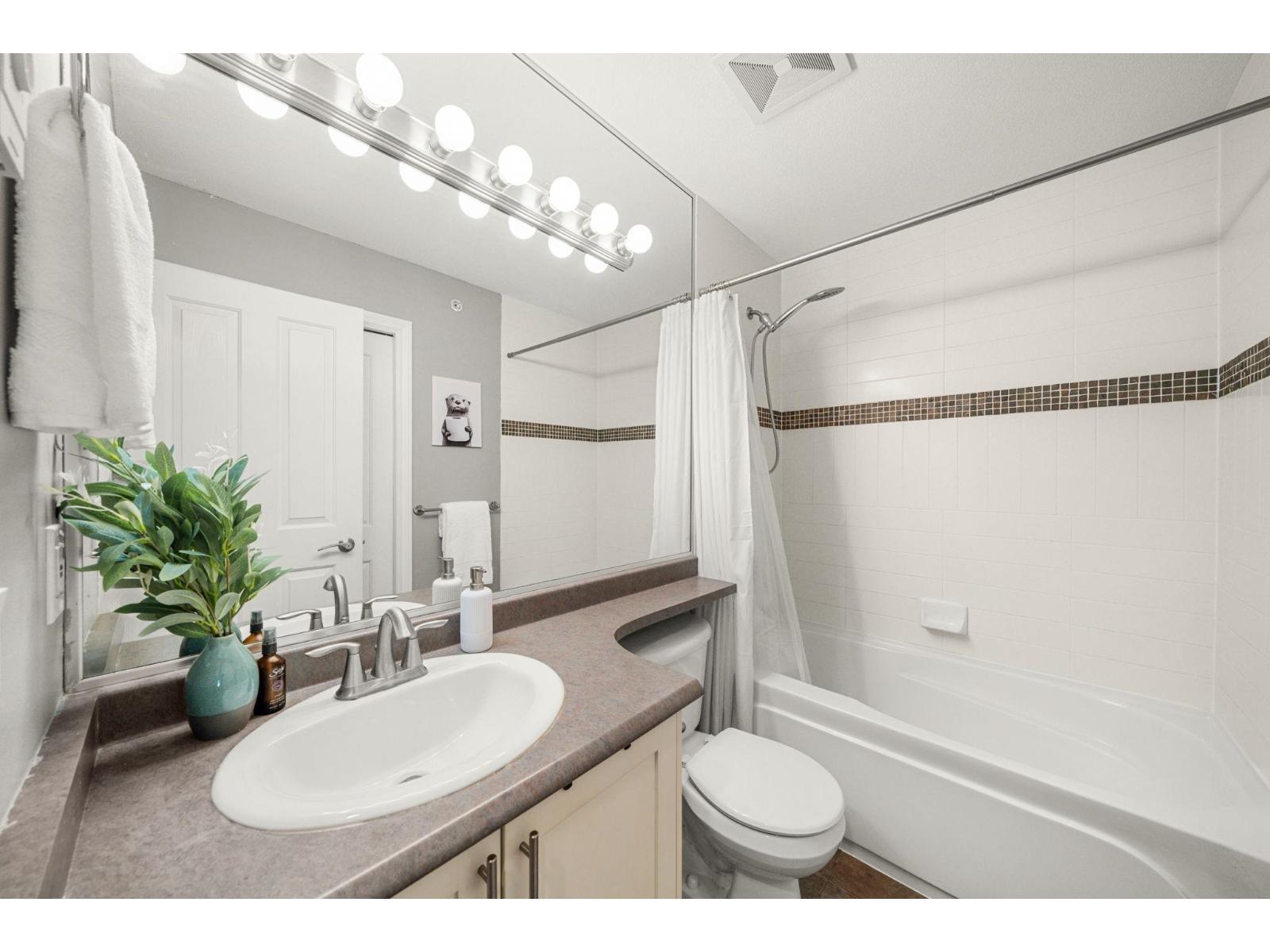 150 20449 66 AVENUE, Langley