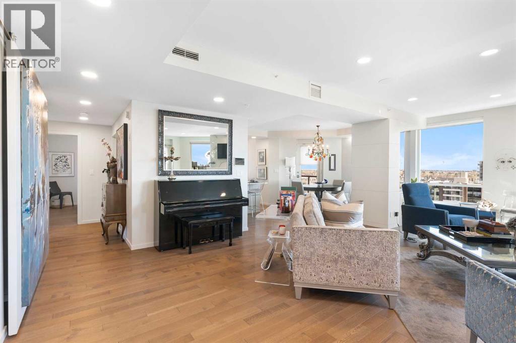 Single Family House for Sale in    Avenue SW Mission Calgary 