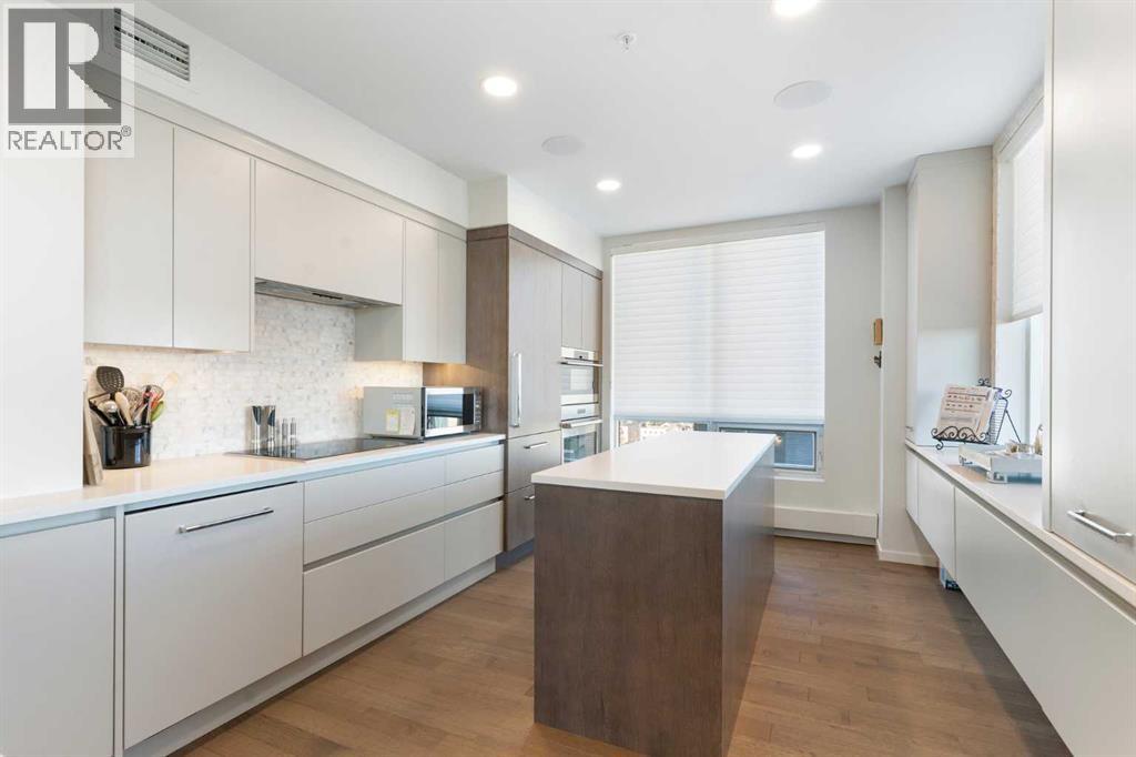 Single Family House for Sale in    Avenue SW Mission Calgary 