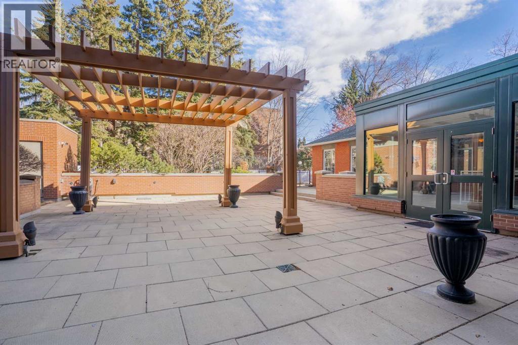 Single Family House for Sale in    Avenue SW Mission Calgary 