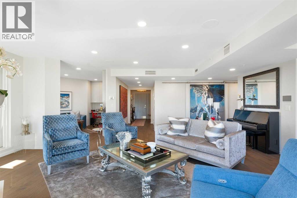 Single Family House for Sale in    Avenue SW Mission Calgary 