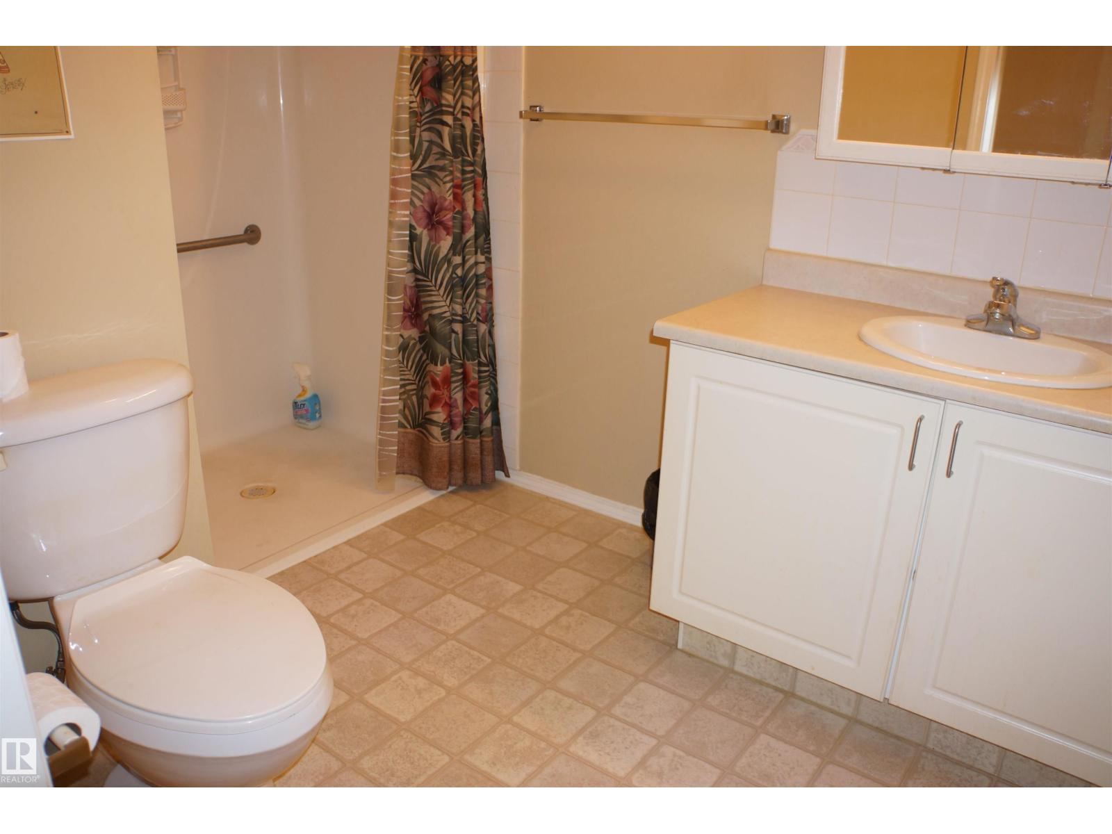 #403 8802 SOUTHFORT DR, Fort Saskatchewan