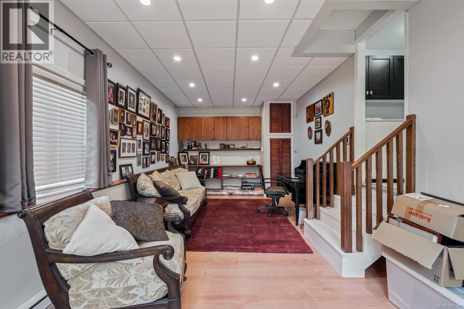  1571 Whiffin Spit Road, Sooke