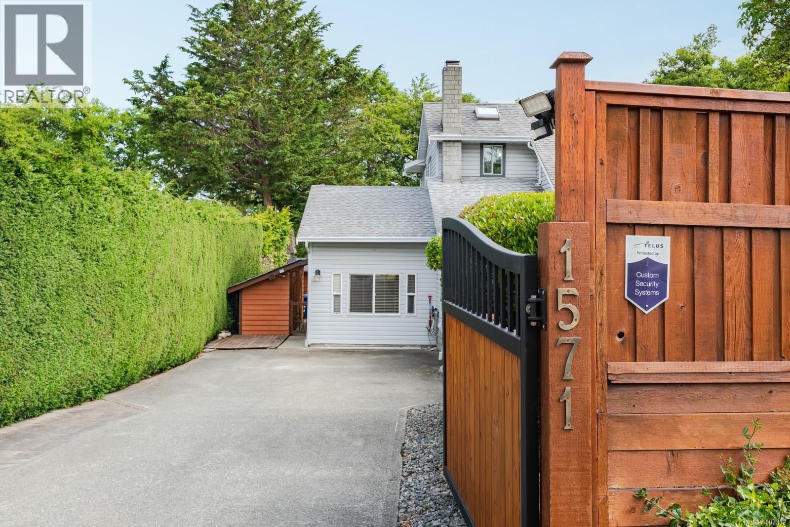  1571 Whiffin Spit Road, Sooke